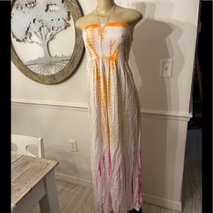 Gorgeous maxi dress by Roxy